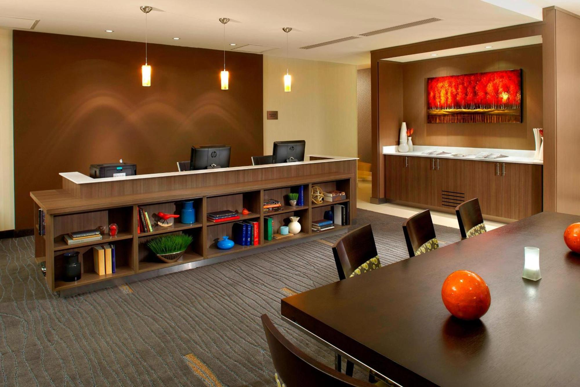 Courtyard By Marriott West/bearden Hotel